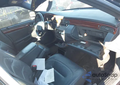 2002 Cadillac Deville Standard z USA, uszkodzony, nr VIN 1G6KD54Y82U140841